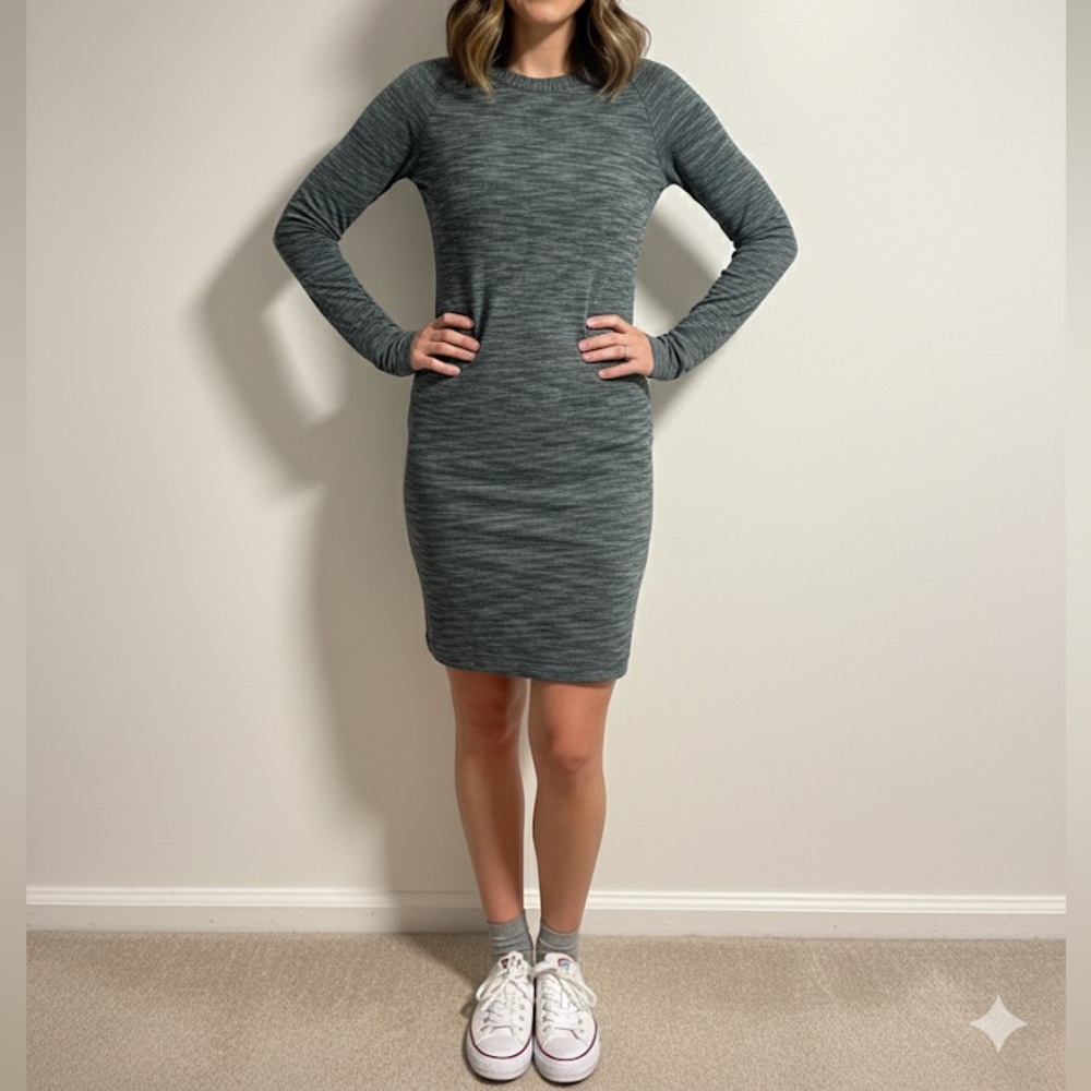 Lululemon Long Sleeve Dress, Size 4